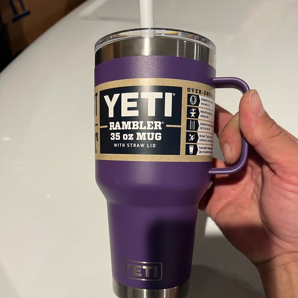 Yeti 35 oz Rambler Mug (Peak Purple).  HTF.